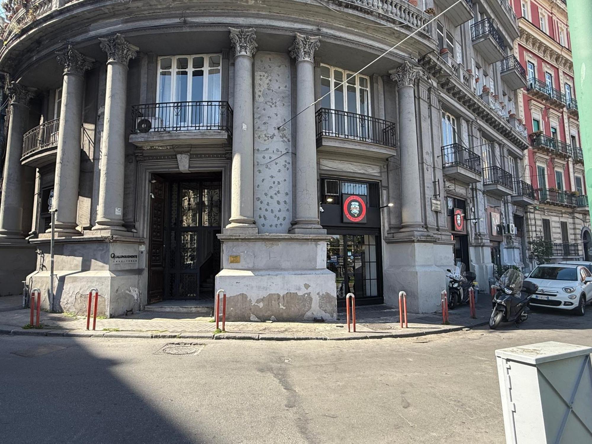 La Piazza Suite Nápoles Exterior foto
